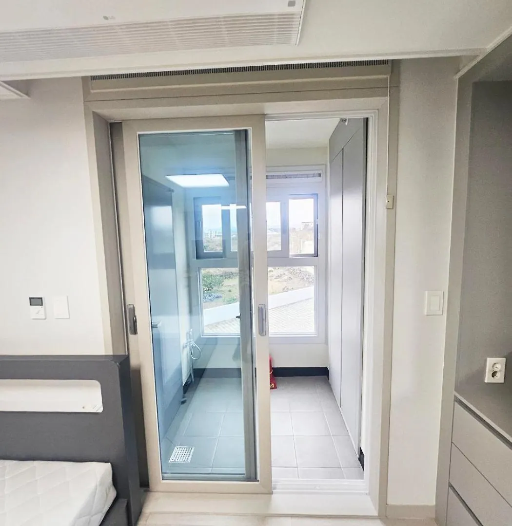 Hamdeok Haemiltown Tower 2 Apartment Jeju