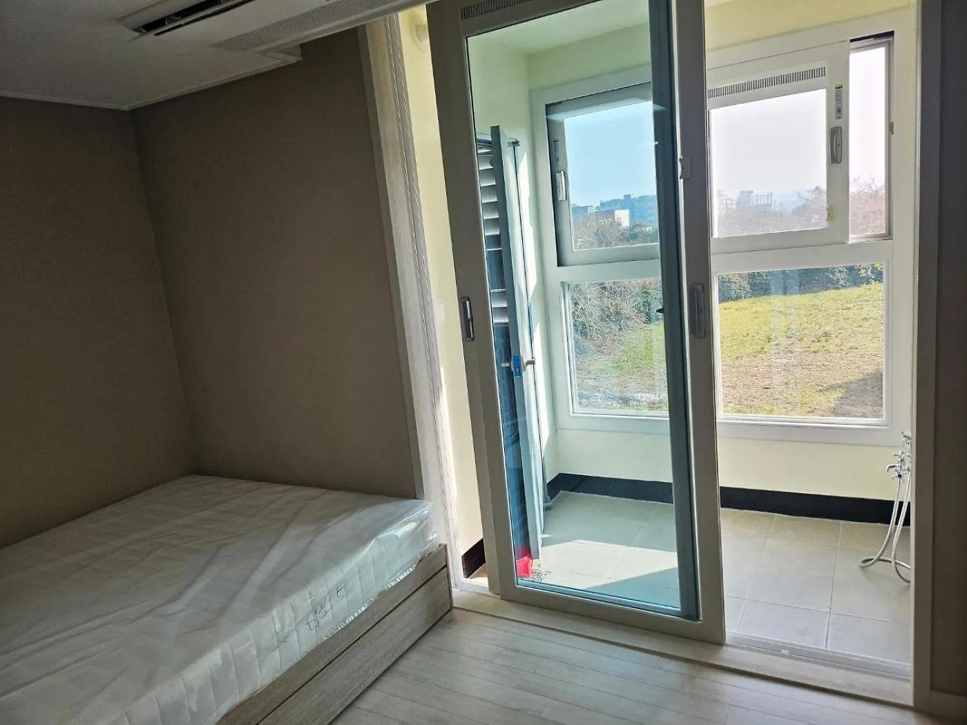 Hamdeok Haemiltown Tower 2 Apartment Jeju