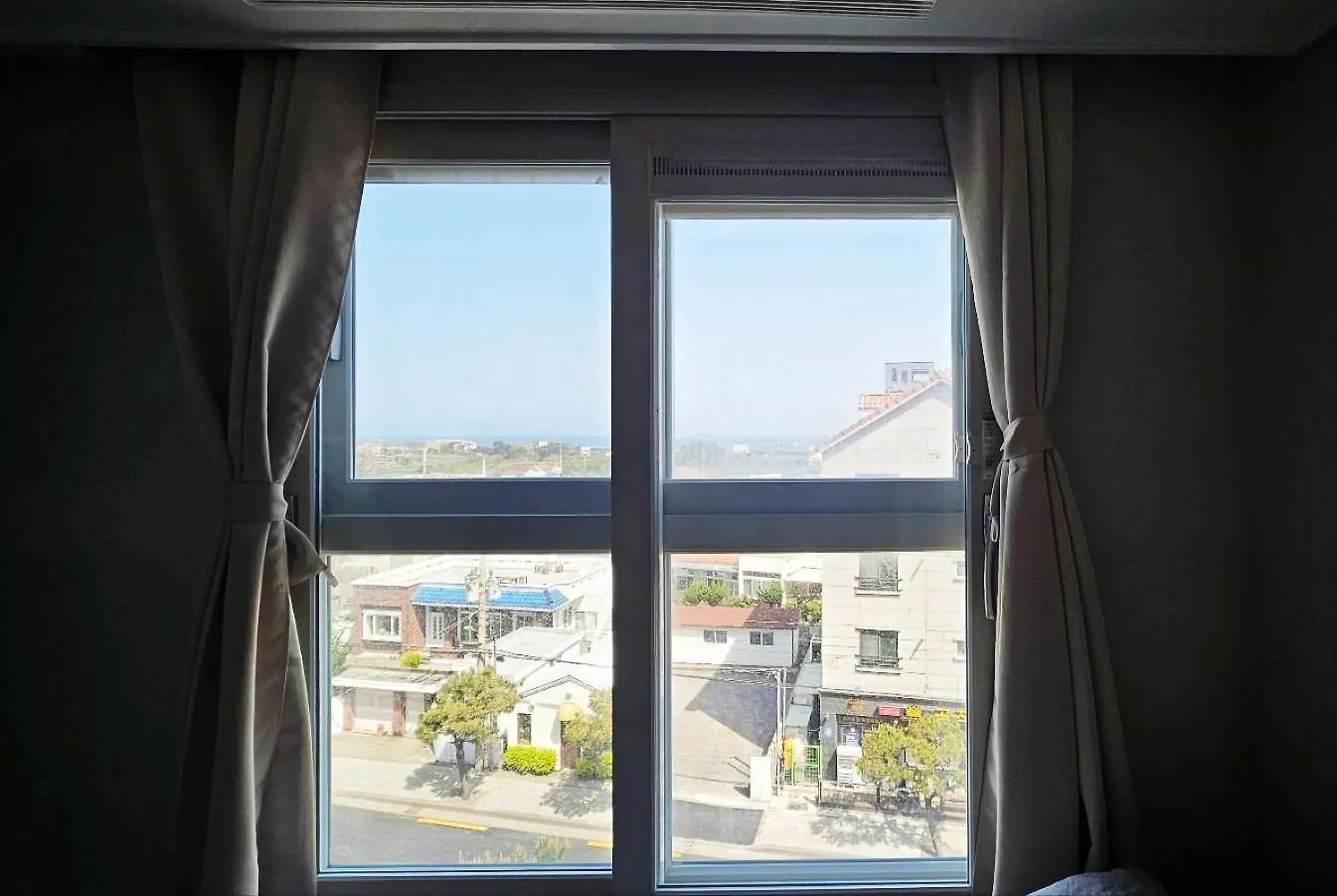 Hamdeok Haemiltown Tower 2 Apartment Jeju